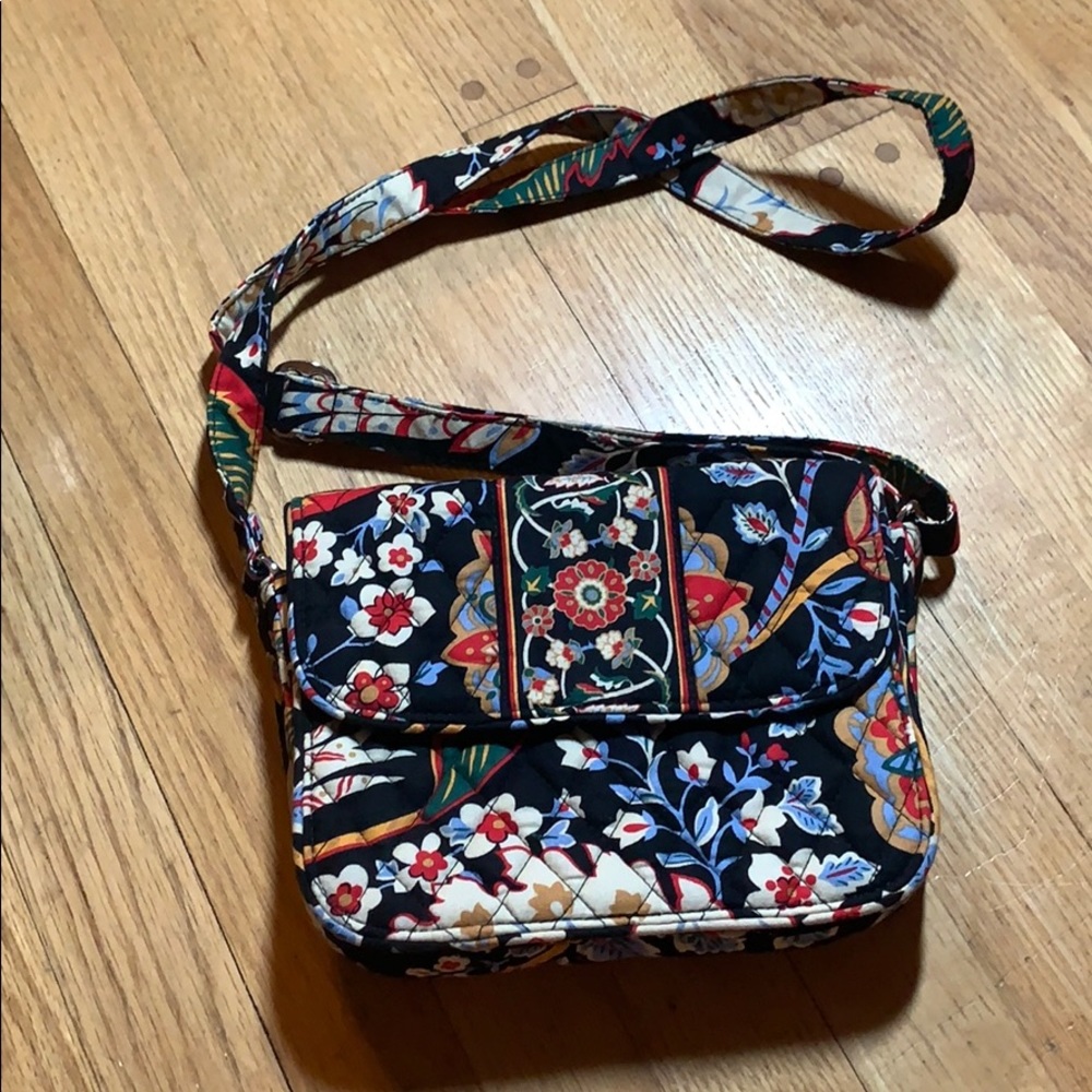 Versailles Vera Bradley Cross Body Purse